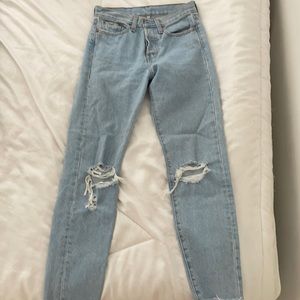 Cutest vintage Levi’s light washed jeans